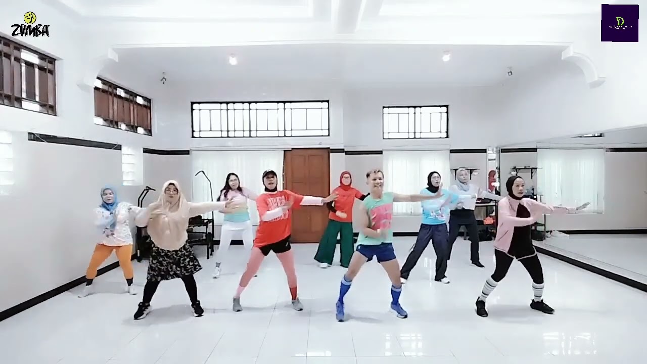 CHANEL TYLA/ZUMBA SAHABAT DUDEW KUNINGAN/COREO ZIN DUDEW/SENAM KREASI/SAHABAT DUDEW KUNINGAN