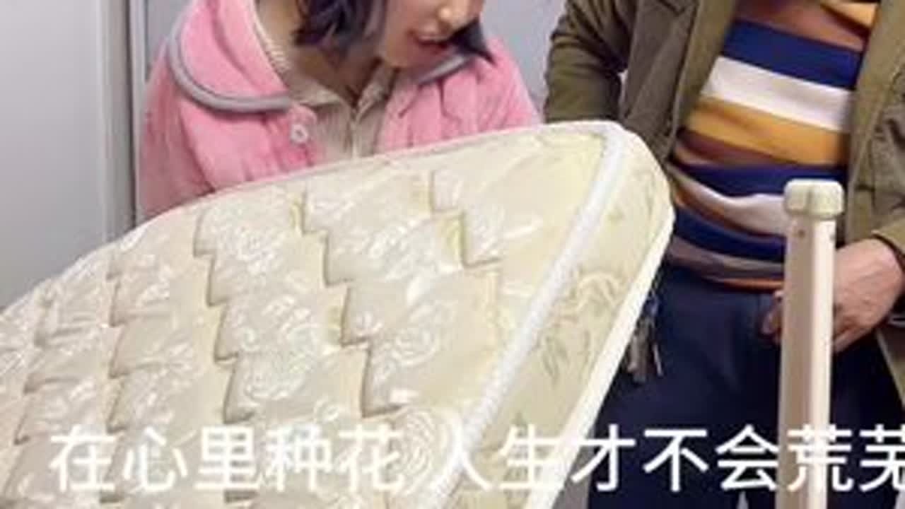 在心里种花，人生才不会荒芜#全职宝妈带娃 #家庭vlog日常 #普通人的生活是什么样子的 #在娘家的美好生活