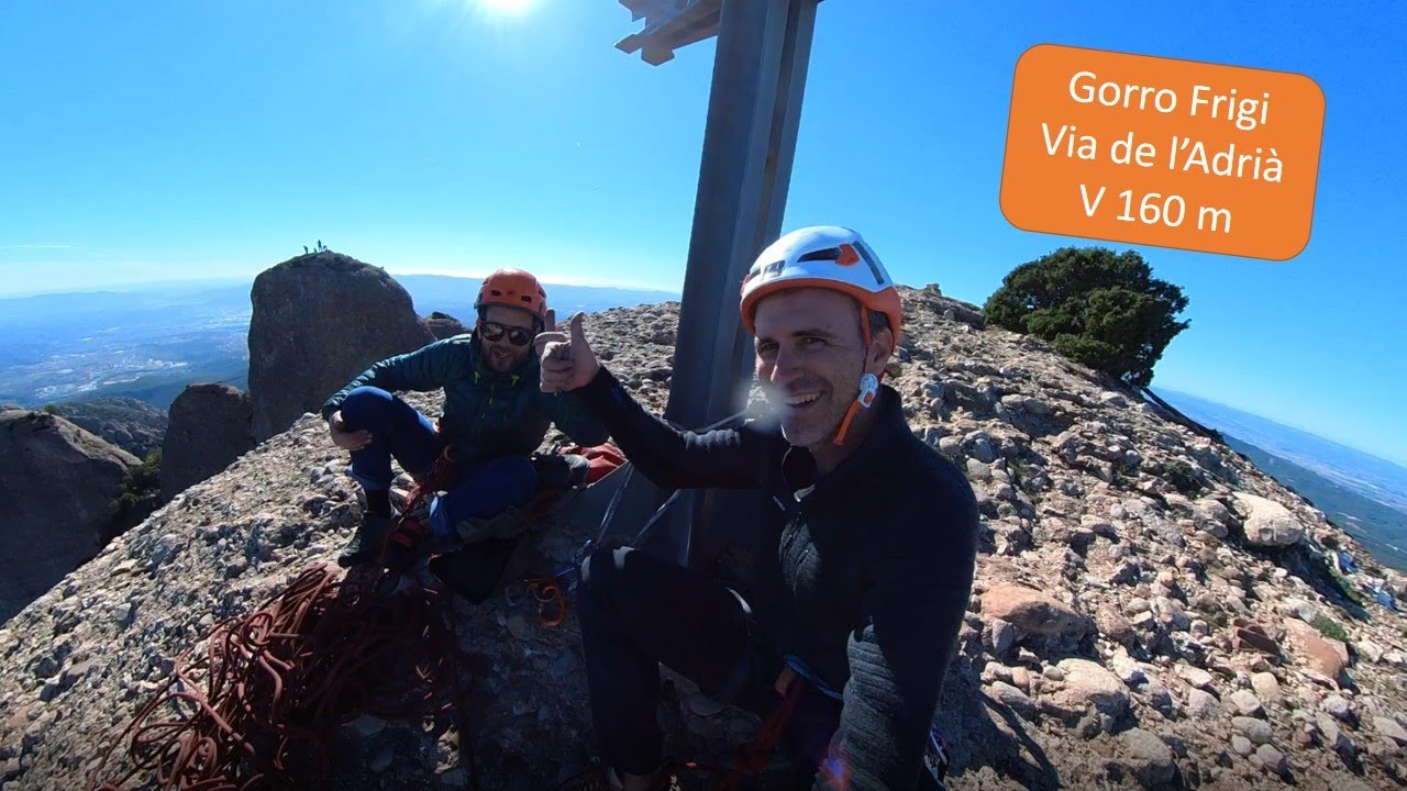 2022-11-05 Gorro Frigi, Via de l'Adrià, V 160m #montserrat #gorros #escalada