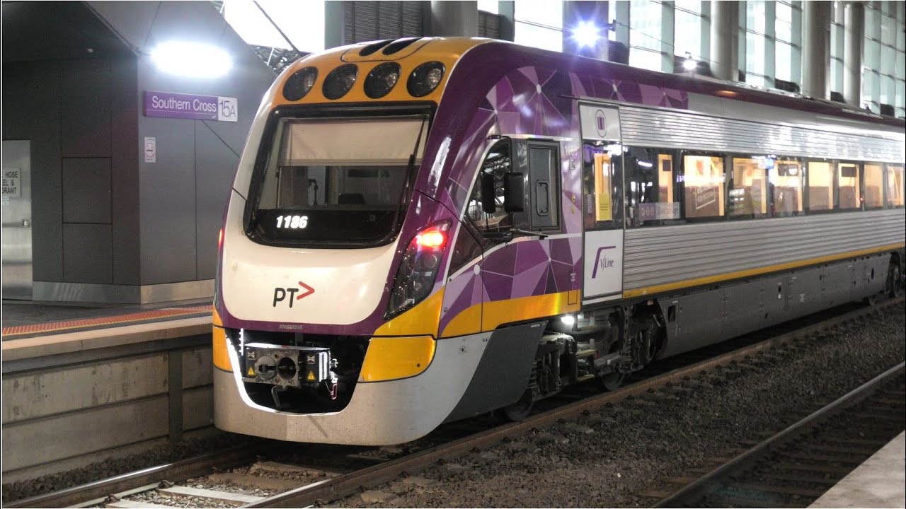 Trains and Trams at Southern Cross station - The movie