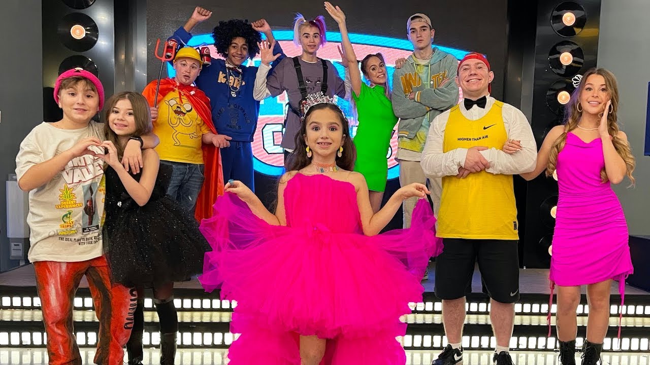 Astig na party at masaya na mga kumpetisyon 👸 Sino ang magiging reyna ng paaralan?