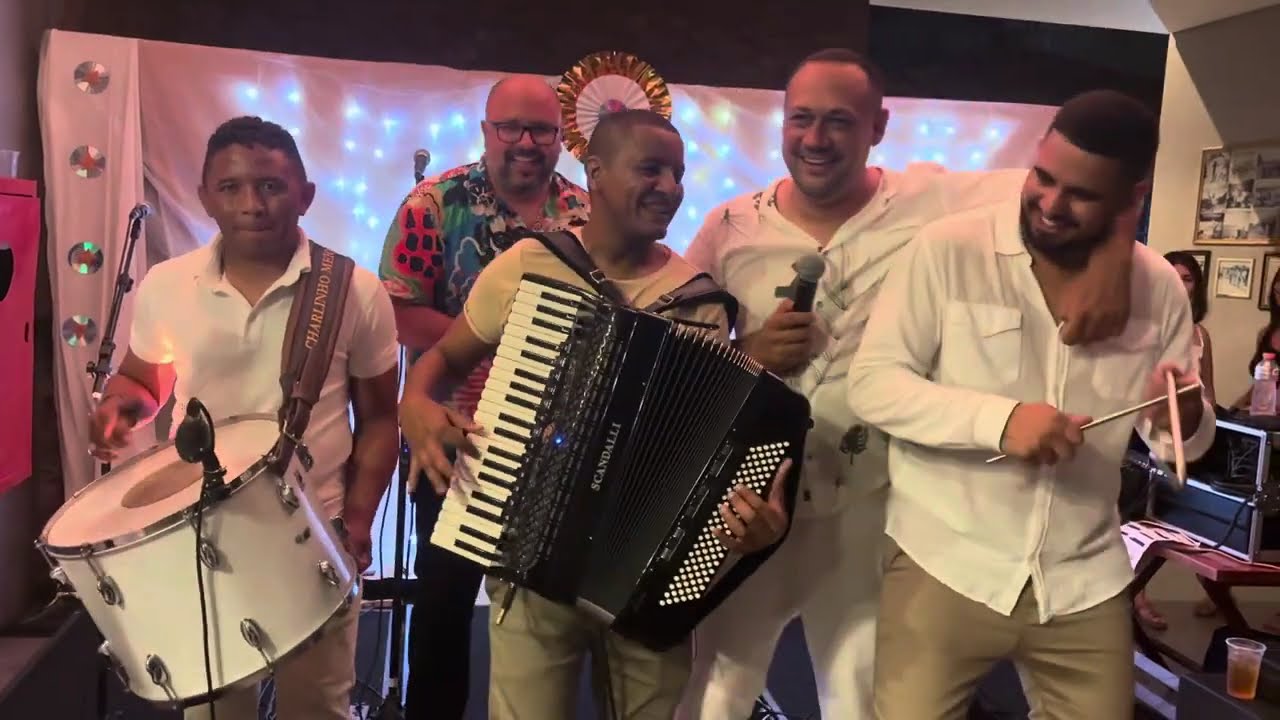 Forro De Tamanco, Amor Com Cafe, Forro No Escuro, Agua Pegando Fogo, instrumental - Moinho D Agua