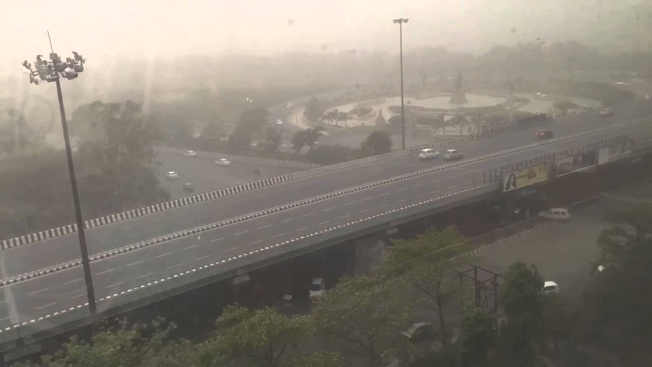 Massive Dust Storm Across Delhi, NCR
