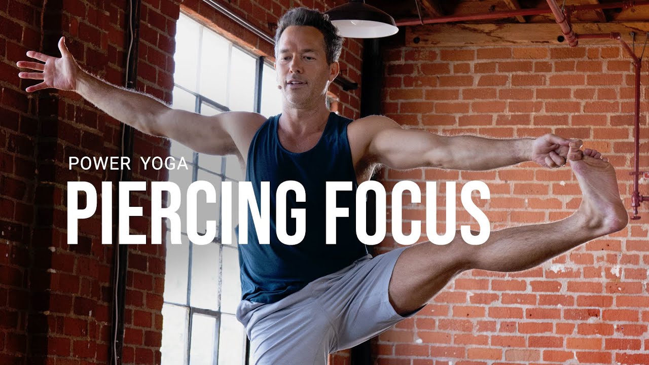 30 Min Power Yoga PIERCING FOCUS | Day 23 - EMPOWERED 30