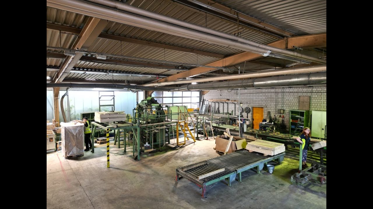 Palettenproduktionslinie