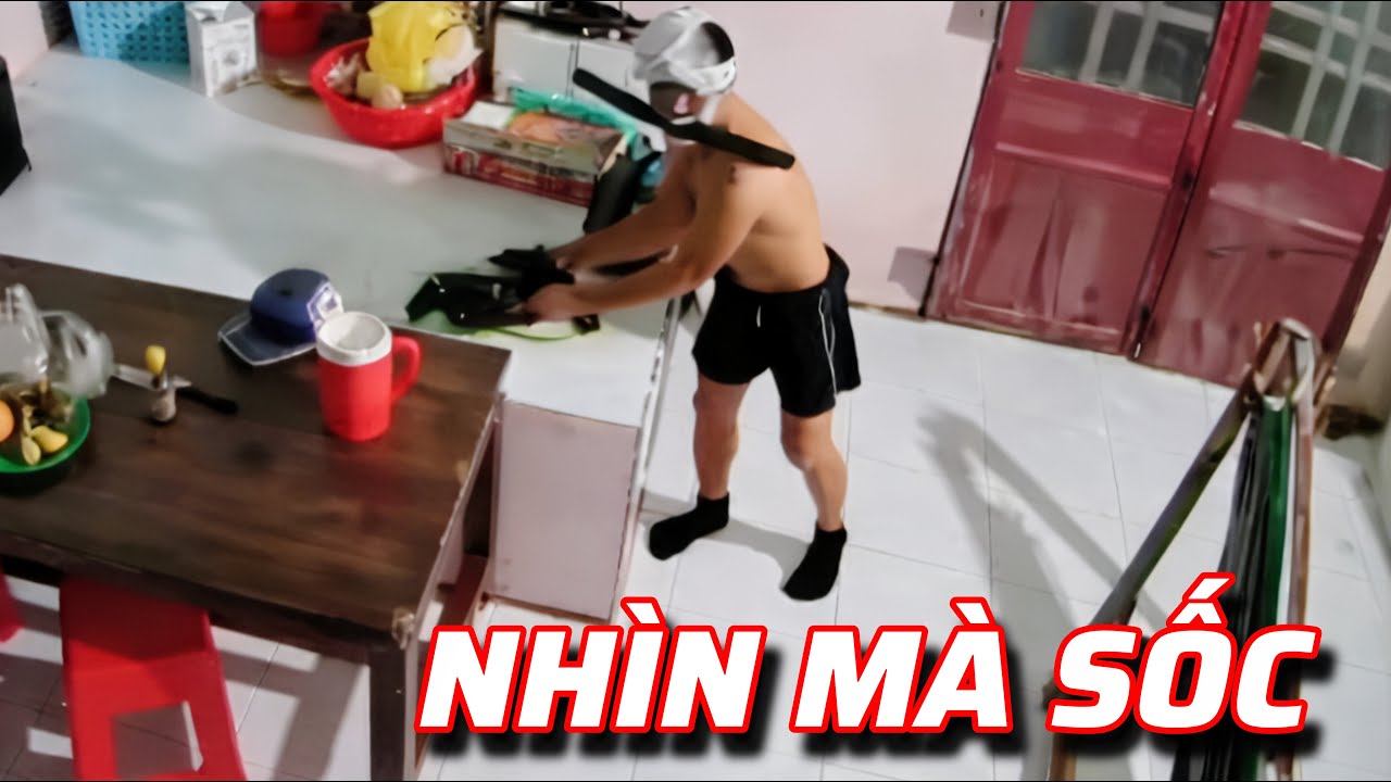 Xem lại camera, chủ nhà không tin vào mắt mình