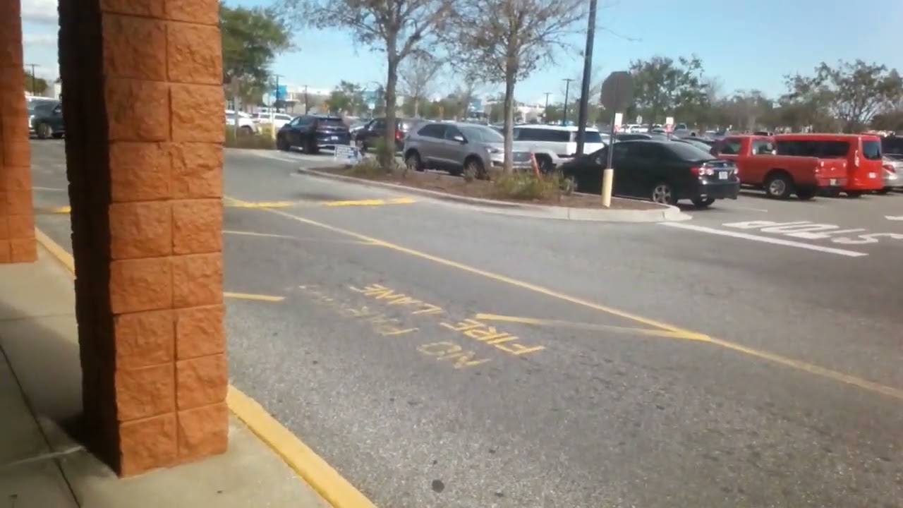 Tour of Sarasota, Florida - University Parkway & Lockwood Ridge Road - Centre at University Parkway.