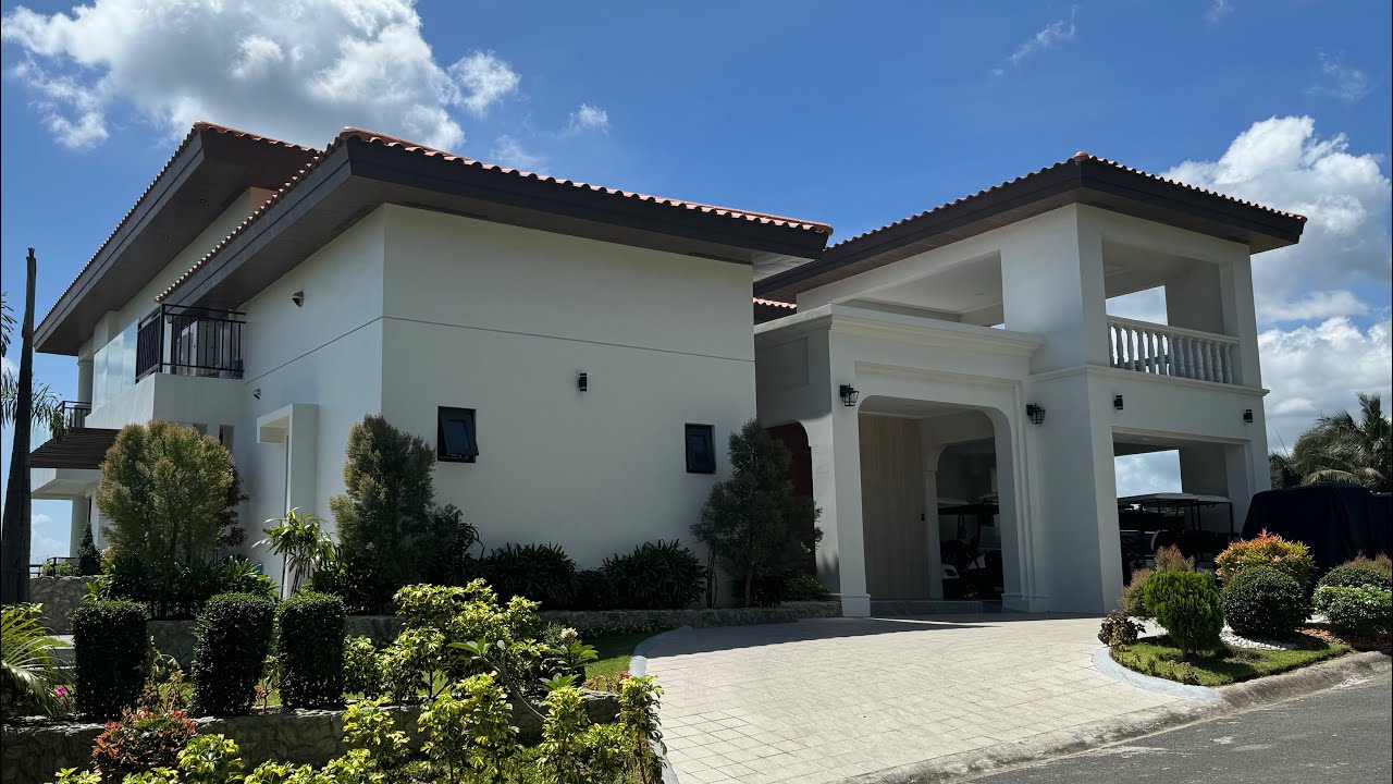 Overlooking Beautiful House For Sale Inside Tagaytay Highlands