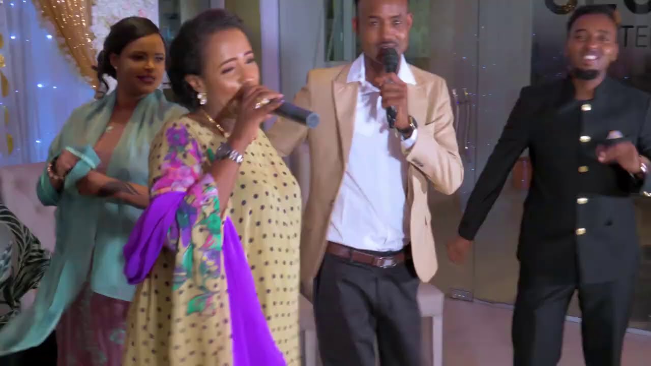 Cabdifataax Mukhtaar & Hodan Abdirahman | Qofyow igu Dhexnool | Saggontintii Hodan 2020