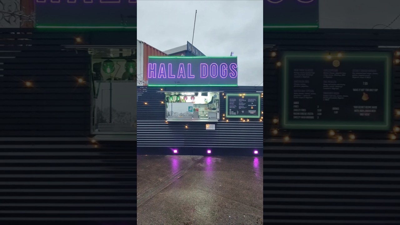 The First Halal Gourmet Hot Dog Food Truck In The UK! The Halal Dogs! #shorts#hotdog#halal