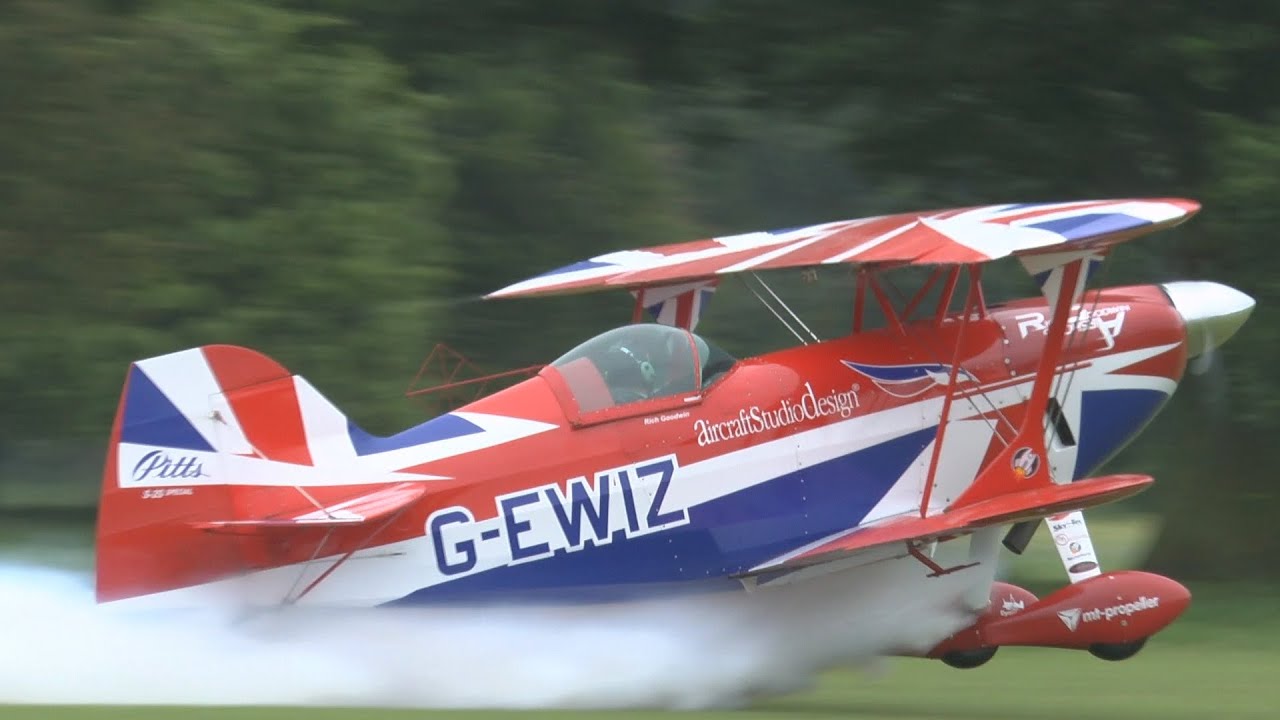 Pitts S2S flown by Rich Goodwin: Weston Park International Model Show 2015