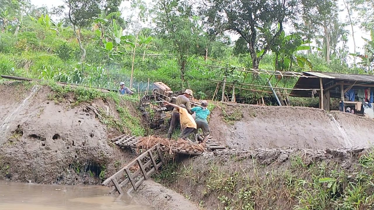 Yanmar lotari naik tebing,lahan sempit di tepi jurang,sing penting yahkin