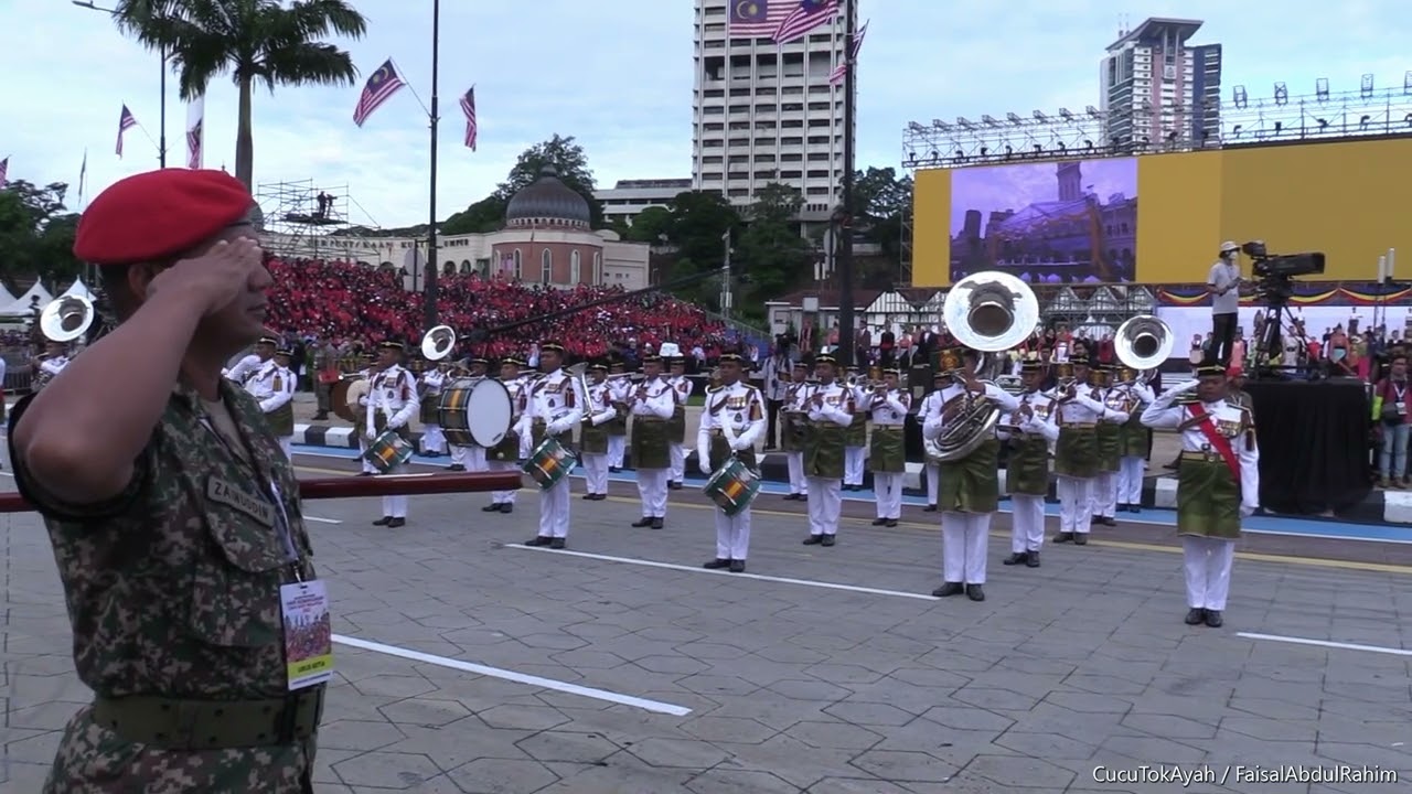 PENAMPILAN MANTAP KAWALAN KEHORMATAN UTAMA REJIMEN ASKAR MELAYU DI RAJA - HARI KEBANGSAAN 2022