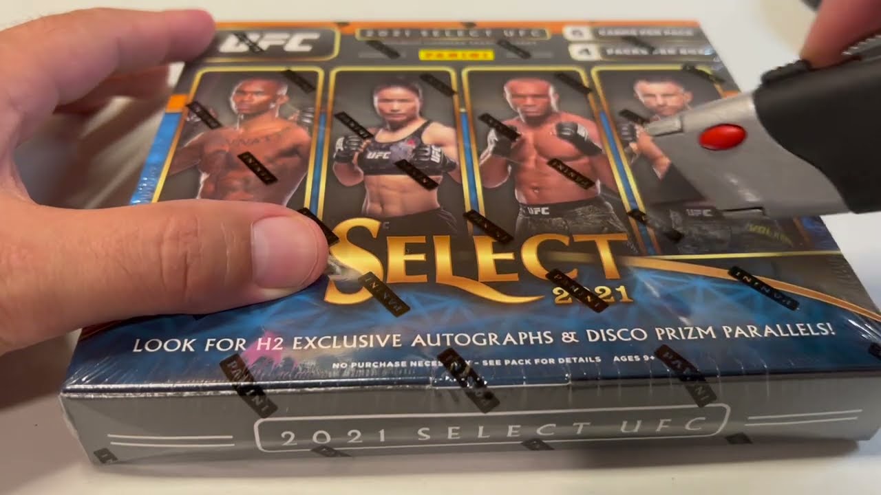 ASMR: UFC Cards / gum / whisper