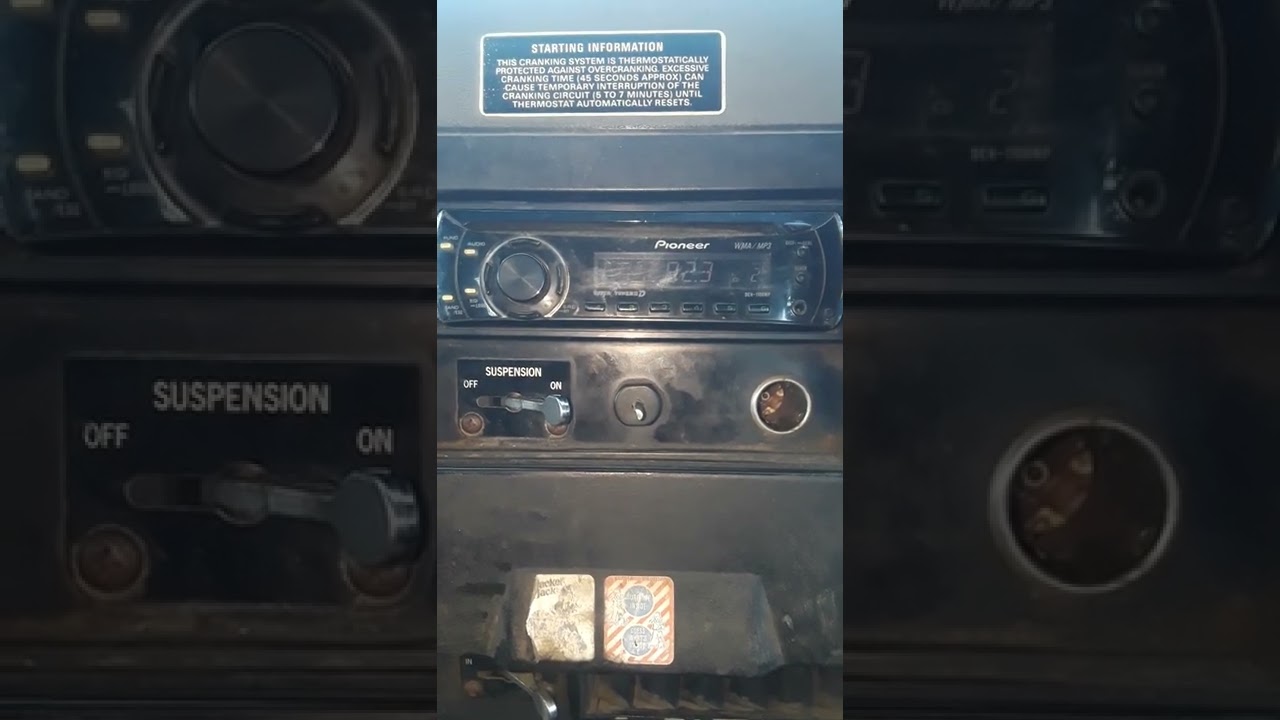 The moment 1010WINS took over ALT92.3FM