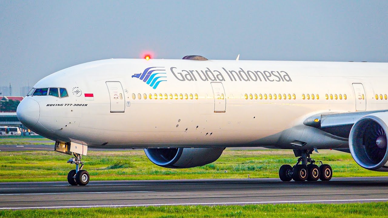 ✈️🇲🇨60 Minutes BREATHTAKING Plane Spotting at JAKARTA Soekarno Hatta Int'L Airport [CGK/WIII]