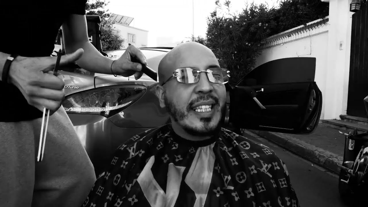 Phenix - Livraison A Domicile (Official Music Video)