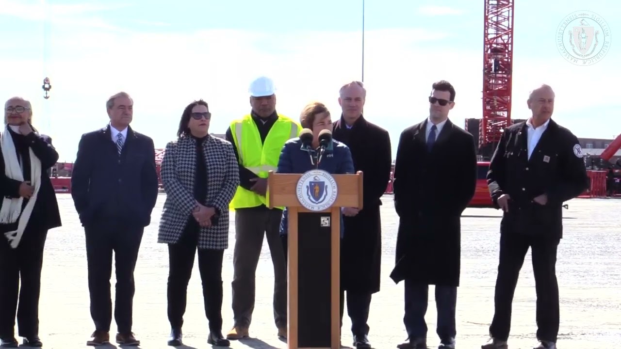 Governor Healey and LG Driscoll Visit MassCEC&acirc;    s New Bedford Marine Commerce Terminal