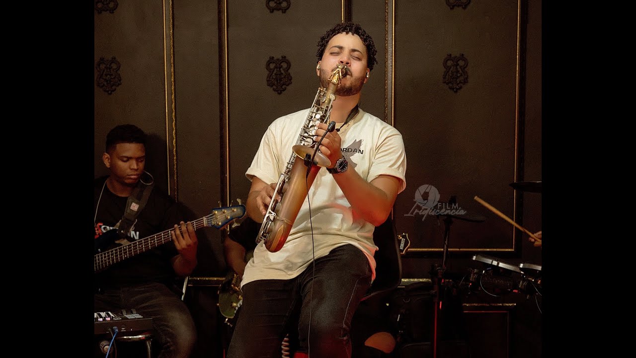Atrae y Quebranta Mi Corazón​🤍​ / Cover Jordan Sax 🎷​ / live session