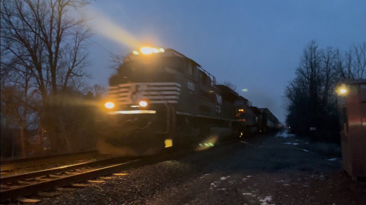 KCS trailing on NS intermodal 
