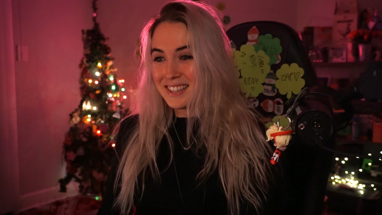 Emilycc Live streaming 24/7