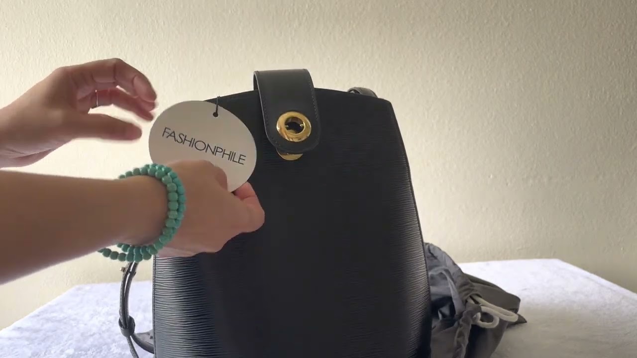 Louis Vuitton Vintage Cluny Epi Black Bag