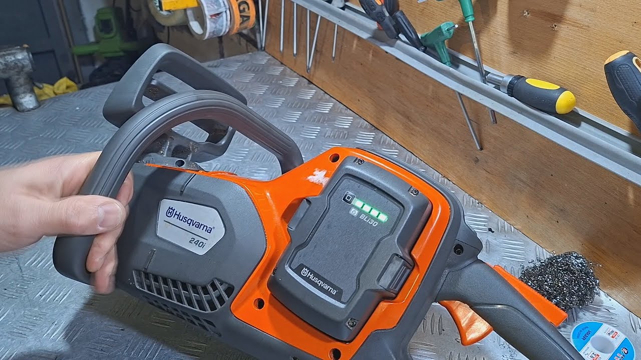 Husqvarna 240i - сказала ні.