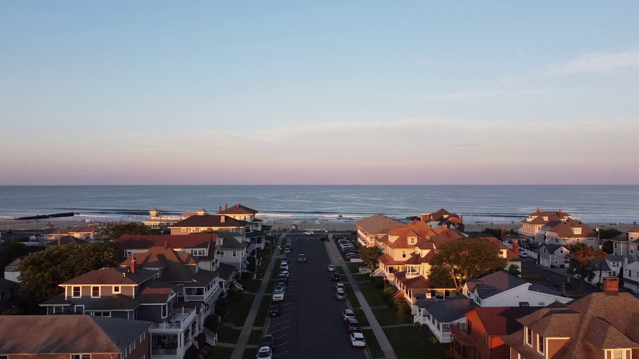 Avon By The Sea