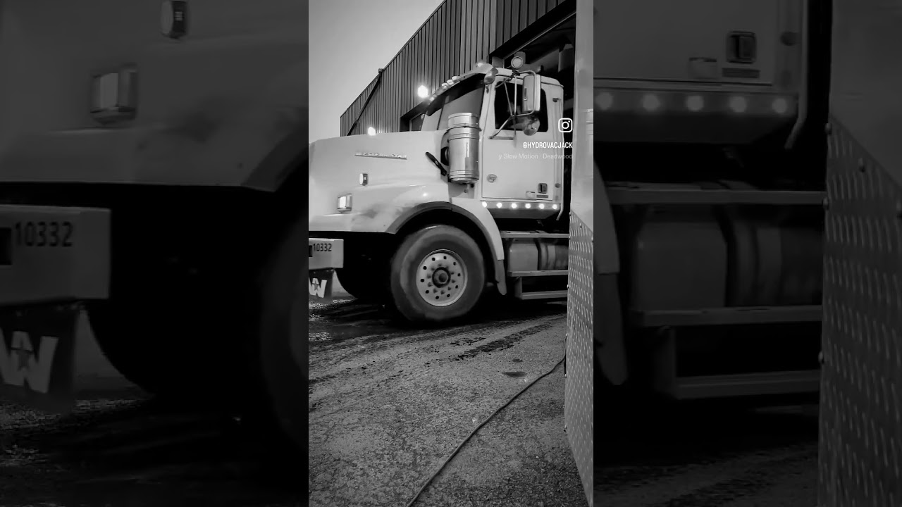 WHAT A BEAST!😳 #hydrovac #excavator #excavation #bluecollar #construction #truck #rig #trucking #up
