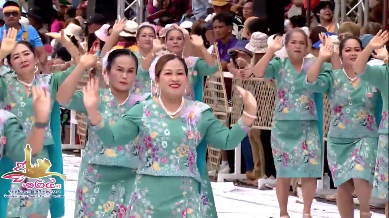 จากปักษ์ใต้สู่อีสาน.ขบวนแห่เรือ-ชักพระจังหวัดสุราษฎร์ธานี งานประเพณีแห่เทียนอุบลราชธานี ปี 2568