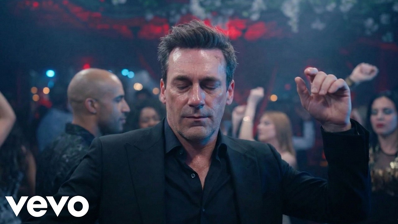 Kato Feat. Jon - Turn The Lights Off (Nightwhisper Remix) | Jon Hamm - Club Dance Scene
