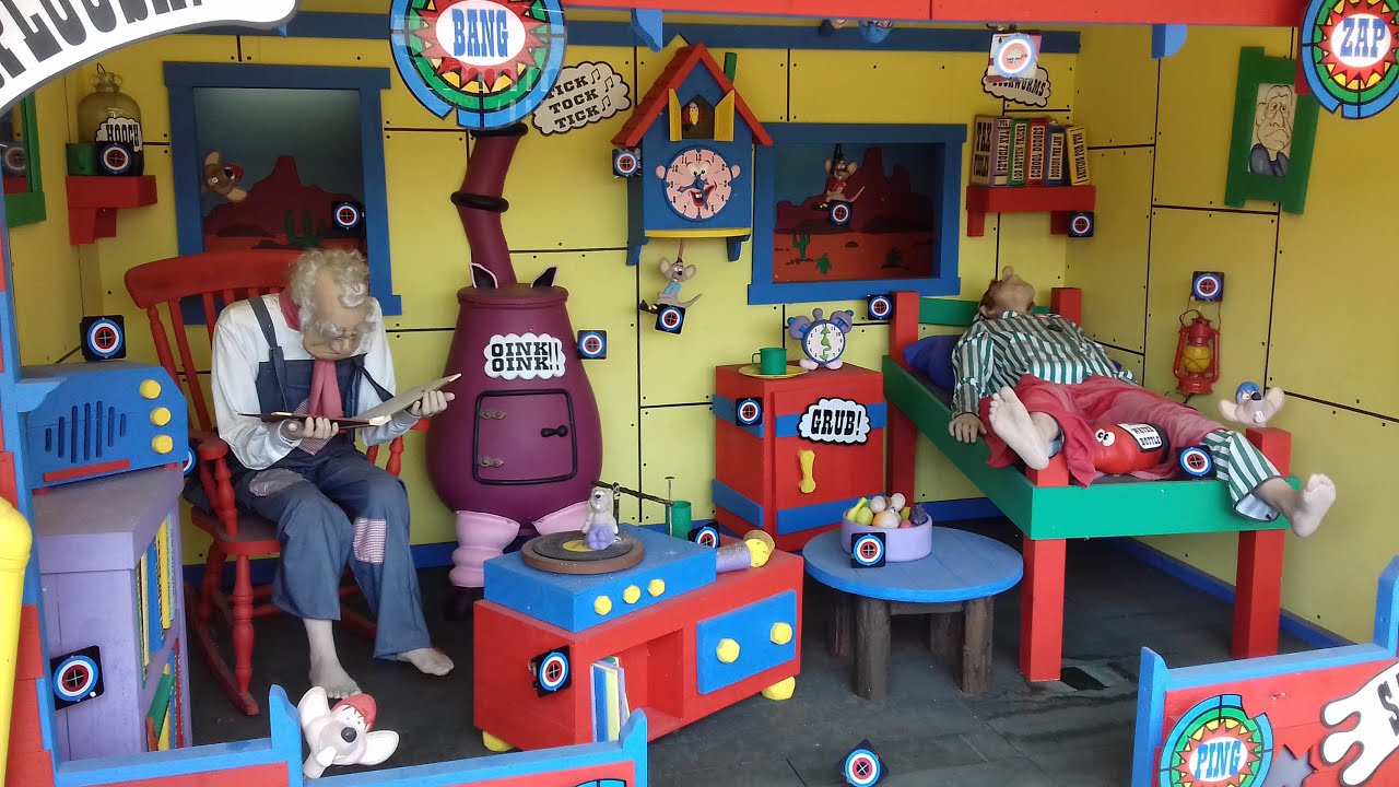Hillbilly Shooting Gallery - Hollywood Bowl Brighton Marina 2018