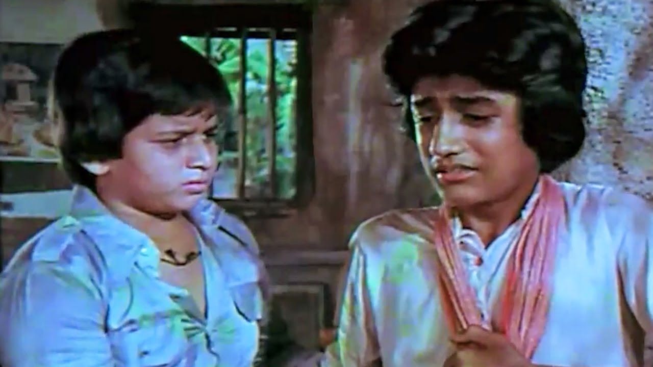 अमिताभ बच्चन और अमजद खान का बचपन का बेहद इमोशनल सीन