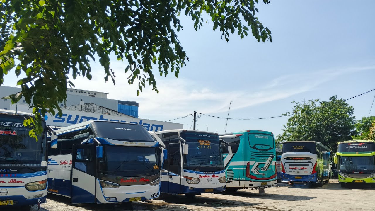 pool pondok ungu sore hari