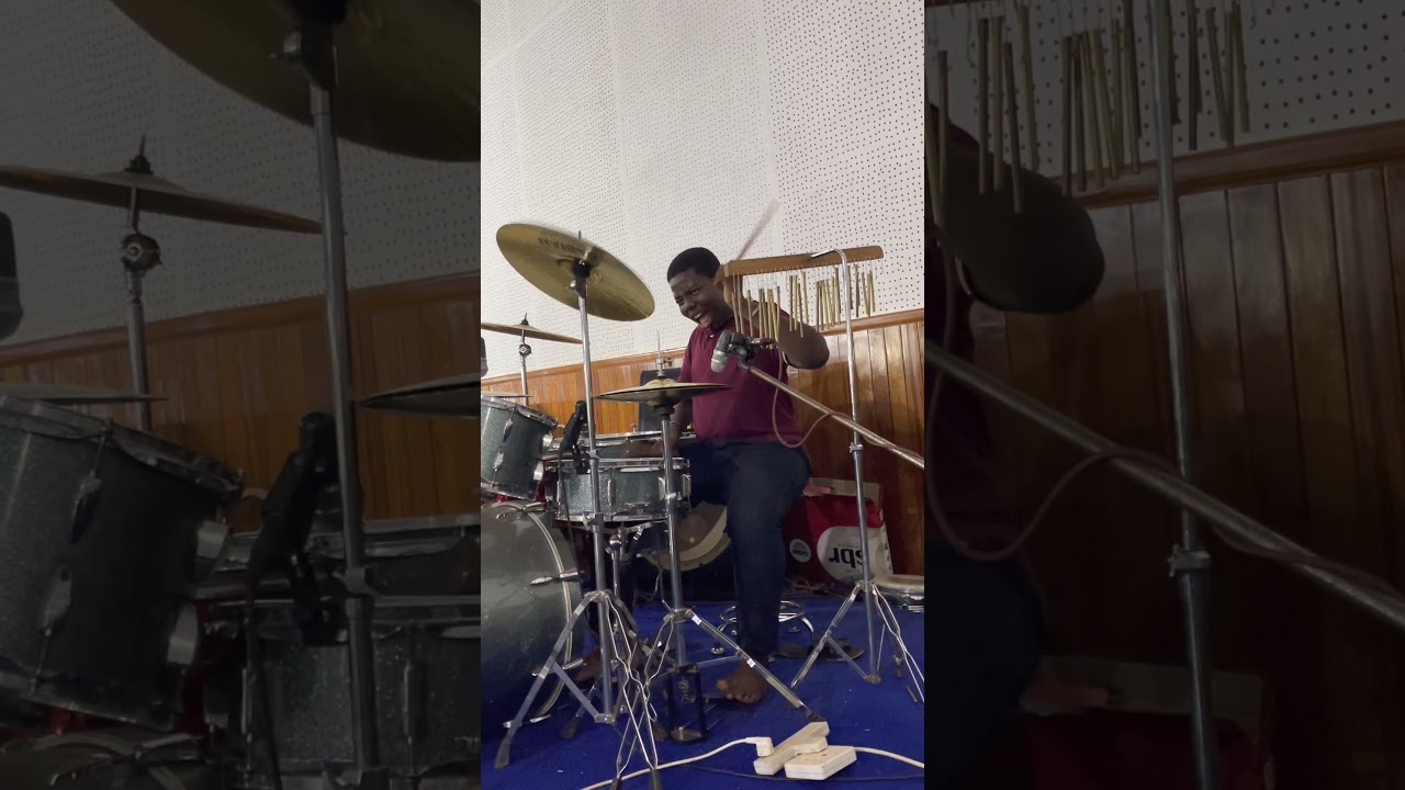 bikutsi groove 🥁❤️🥰🥁🥁🥁🥁