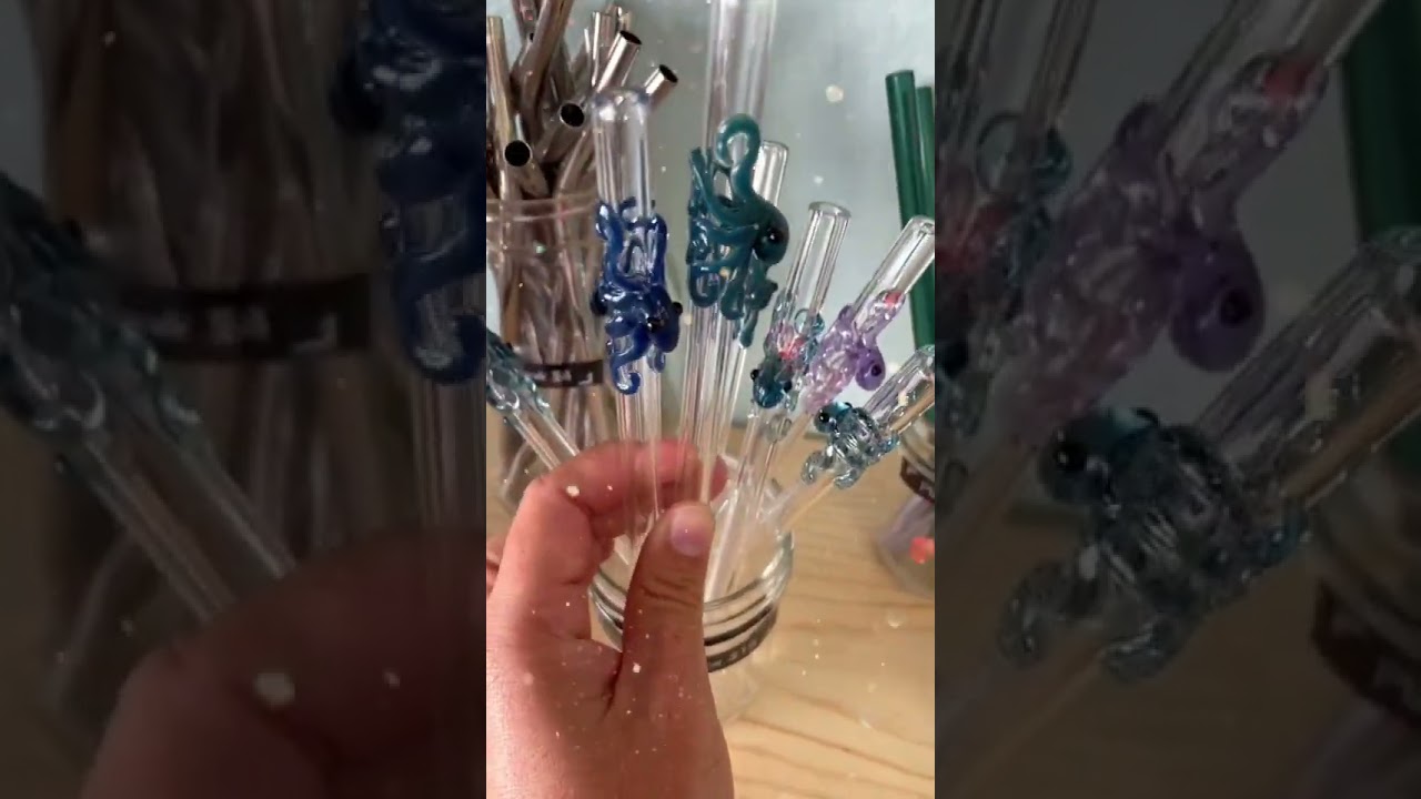 Why You Should Choose a Glass Sustainable Straw #refill #smallbusiness #zerowastelife #zerowaste