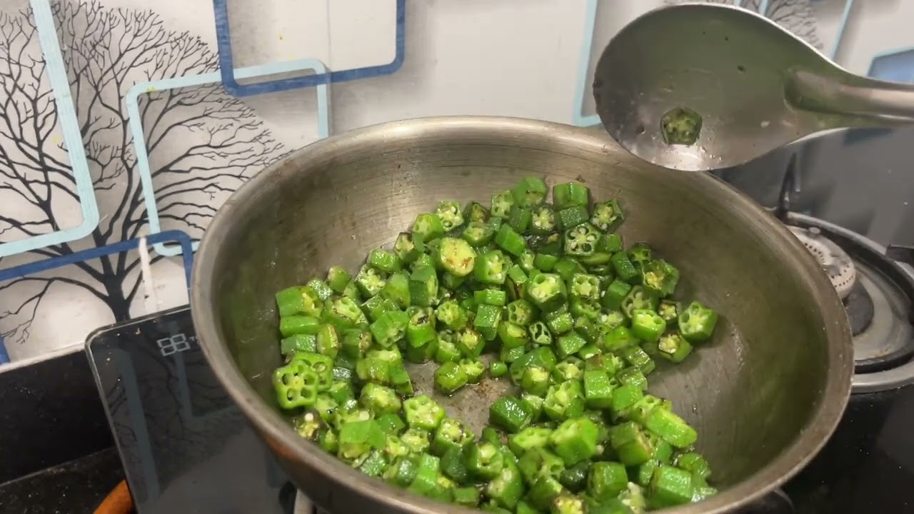 Bhendi fry |bhendi ki sabji|bhendichi bhaji #viral #cookingvideo #bhendichibhaji #bhendirecipe 