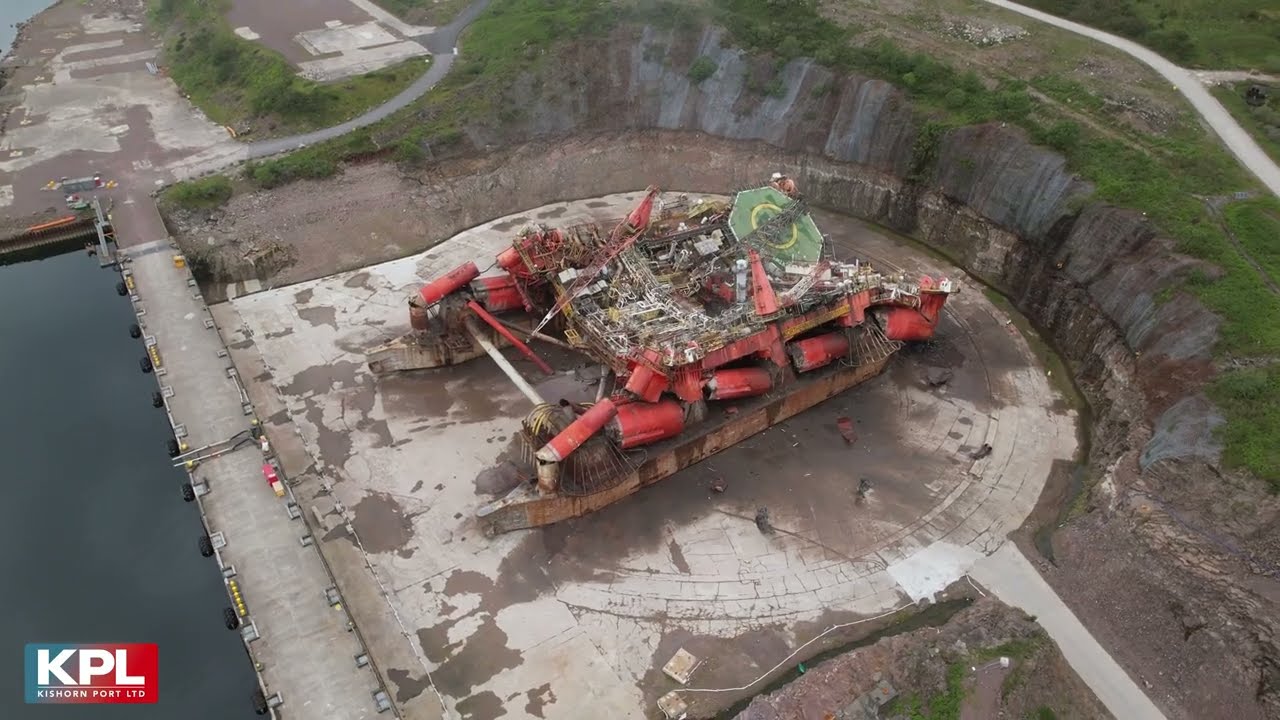 Demolition of the Northern Producer oil rig
