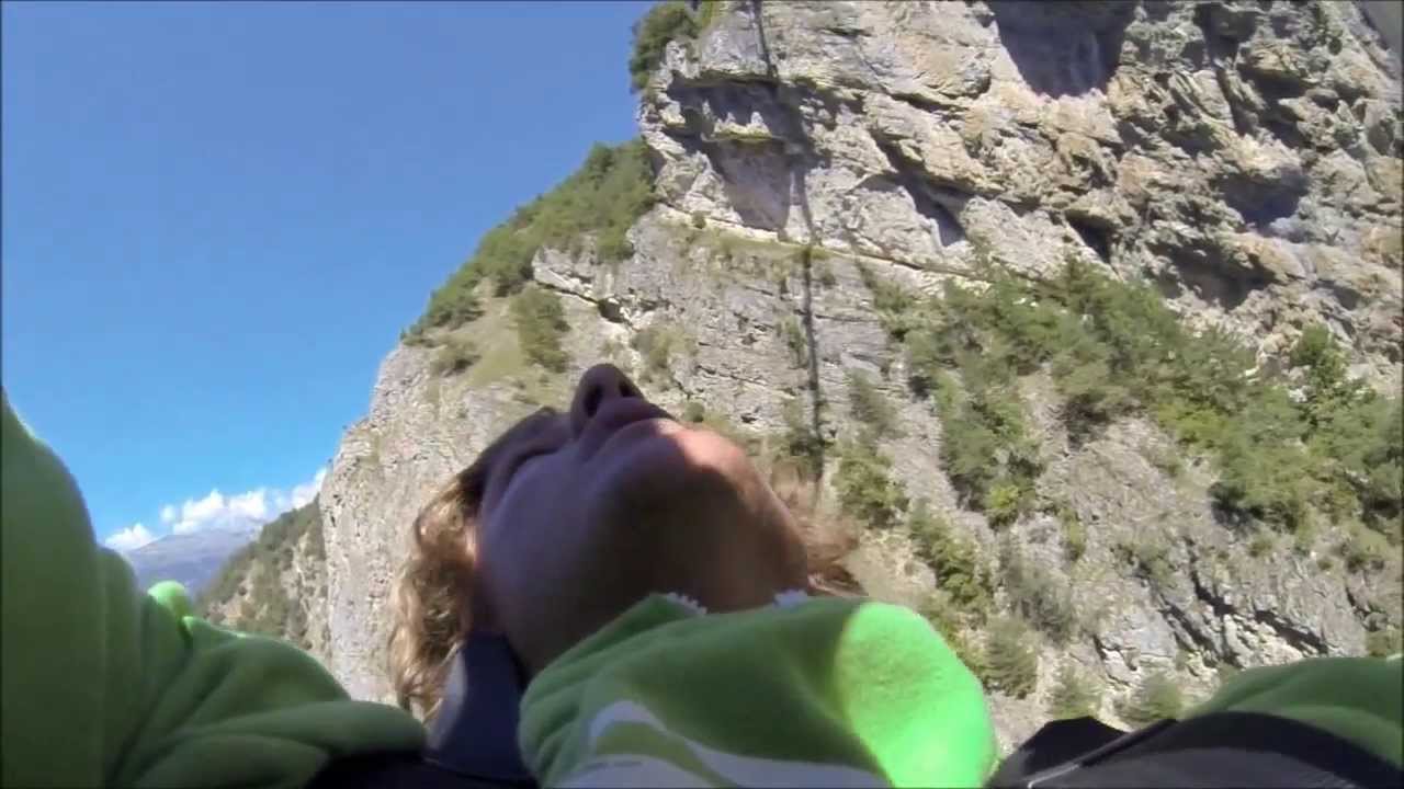 Gopro: Bungy Jump Niouc (190m)