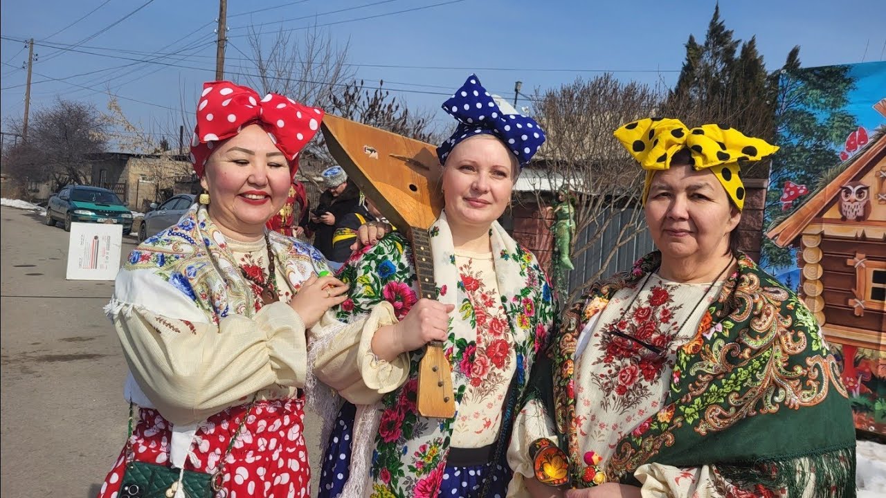 Масленица в Казахстане.Собрались друзья да родственники. Село Байсерке(Дмитриевка)