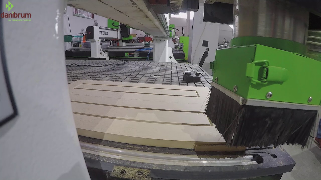 Prelucrare fronturi MDF / CNC Master 1325 - Danibrum Rom&acirc;nia
