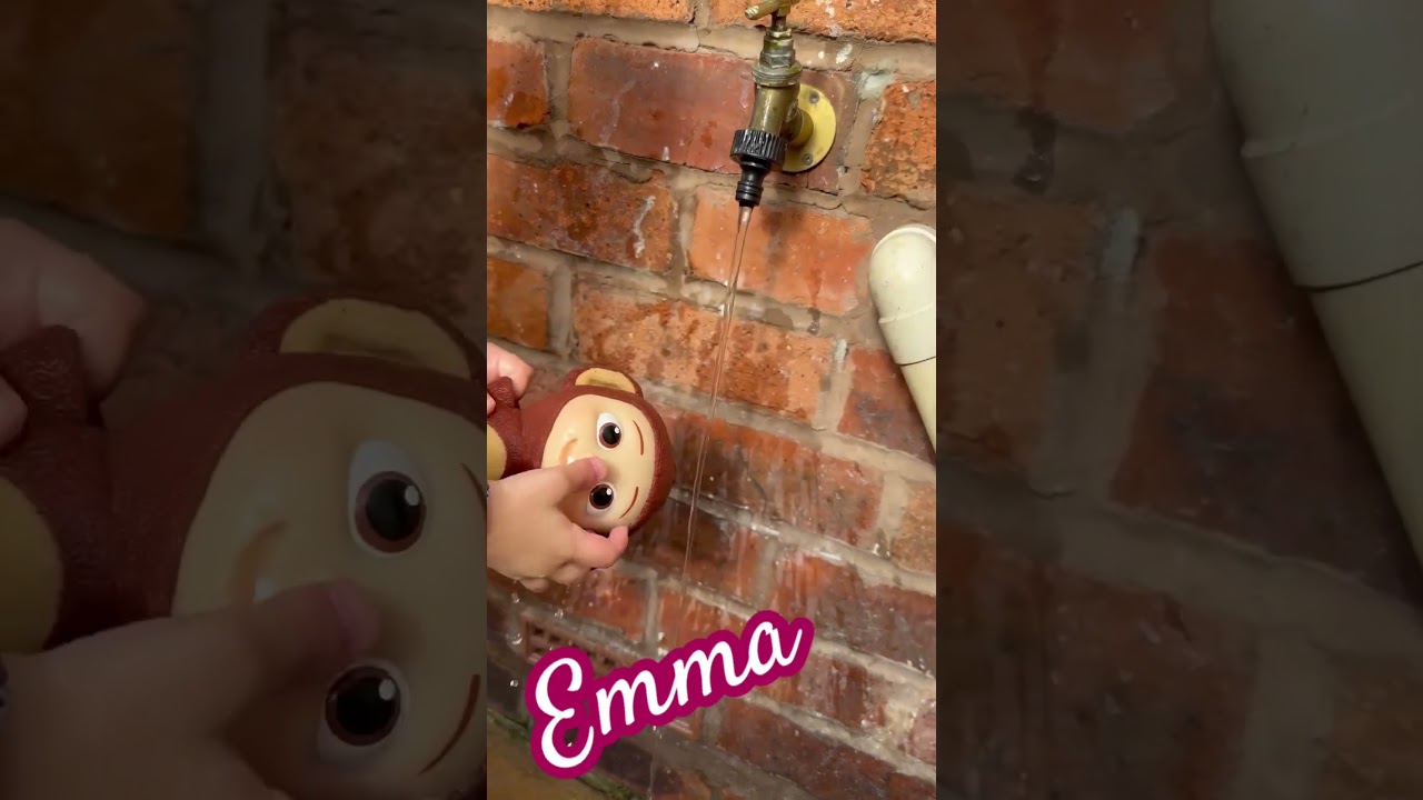Emma is washing JJ Monkey toy #emma #jj #cocomelon #cocomelonjj  #cocomelonnursery #kidssongs #toys
