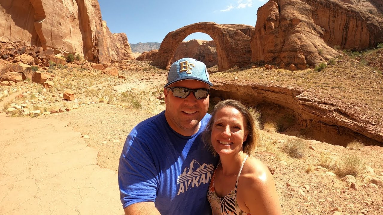 Hike to Rainbow Bridge - Lake Powell