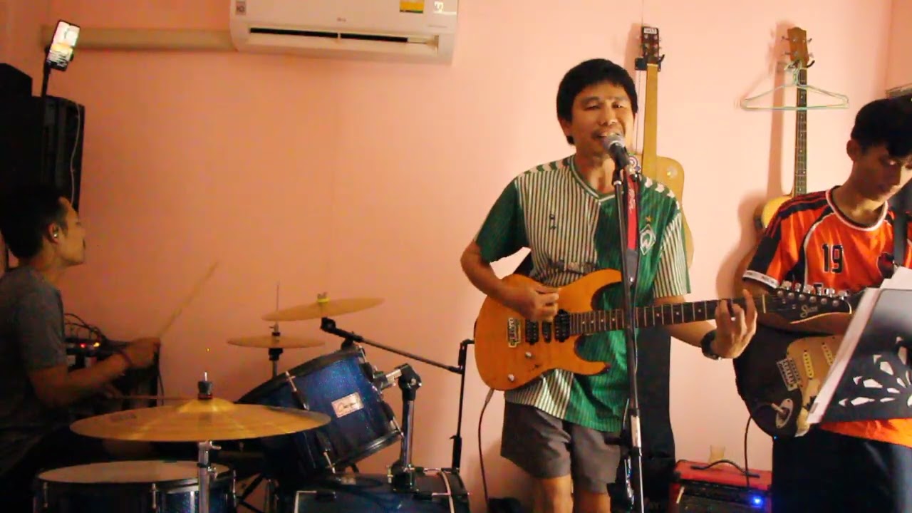 วันนี้เมื่อปีก่อน cover by Twenty Sunday