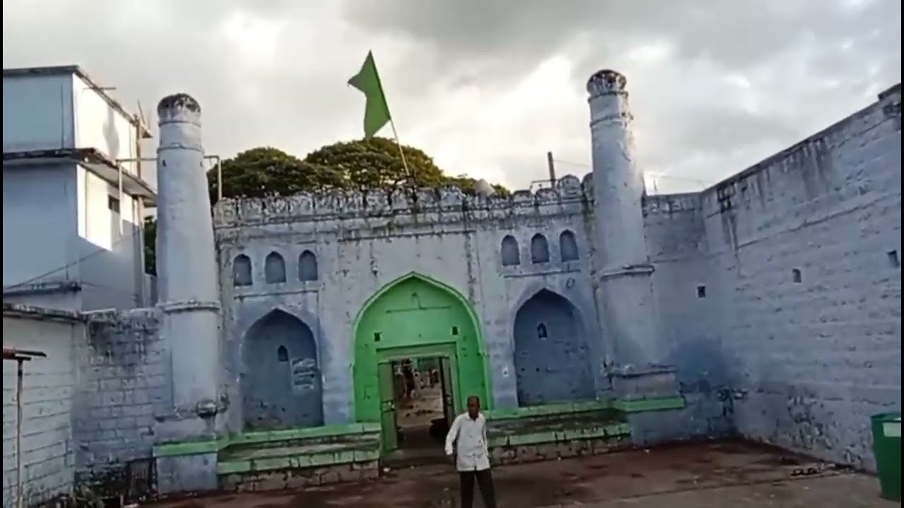 ladle Masha ki dargah Alad Sharif
