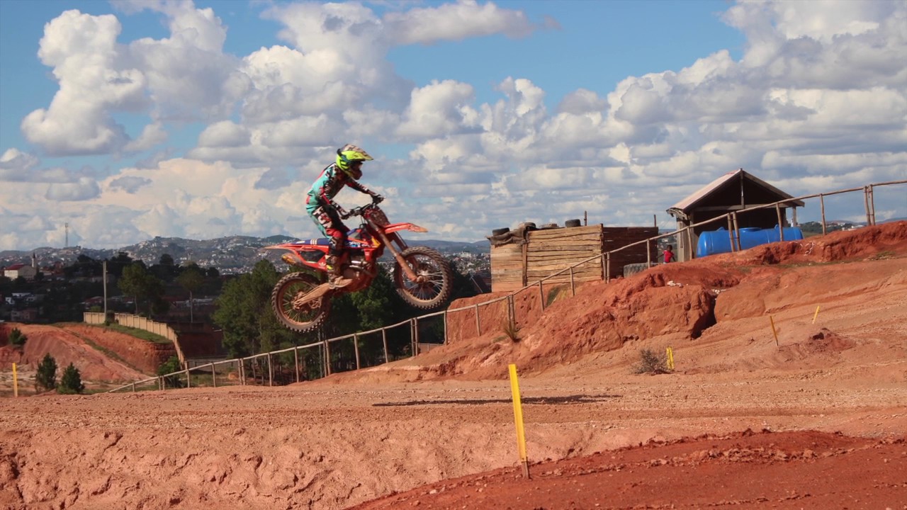 SESSION CROSS / MADAGASCAR By-pass