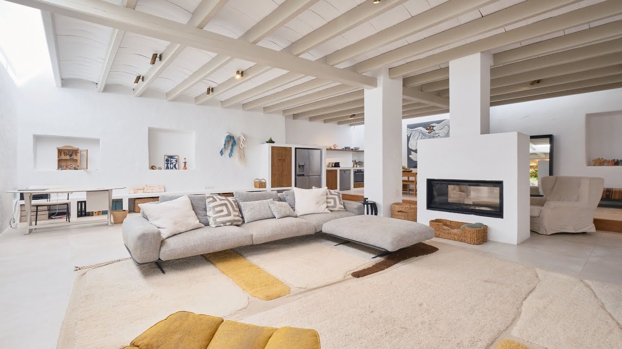 Old beautiful luxury finca in ibiza | for sale