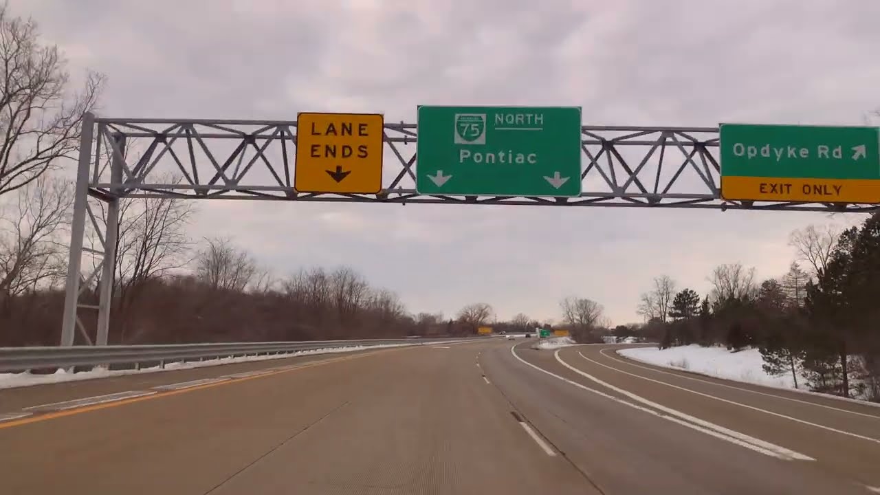 Driving to Southfield, Michigan from Rochester Hills, Michigan. February 2023