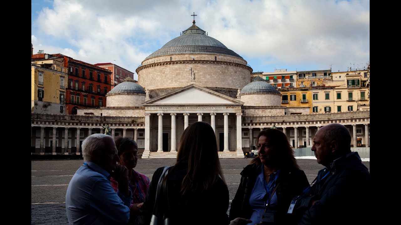 Naples Royal Palace Gardens and Square Live Tour