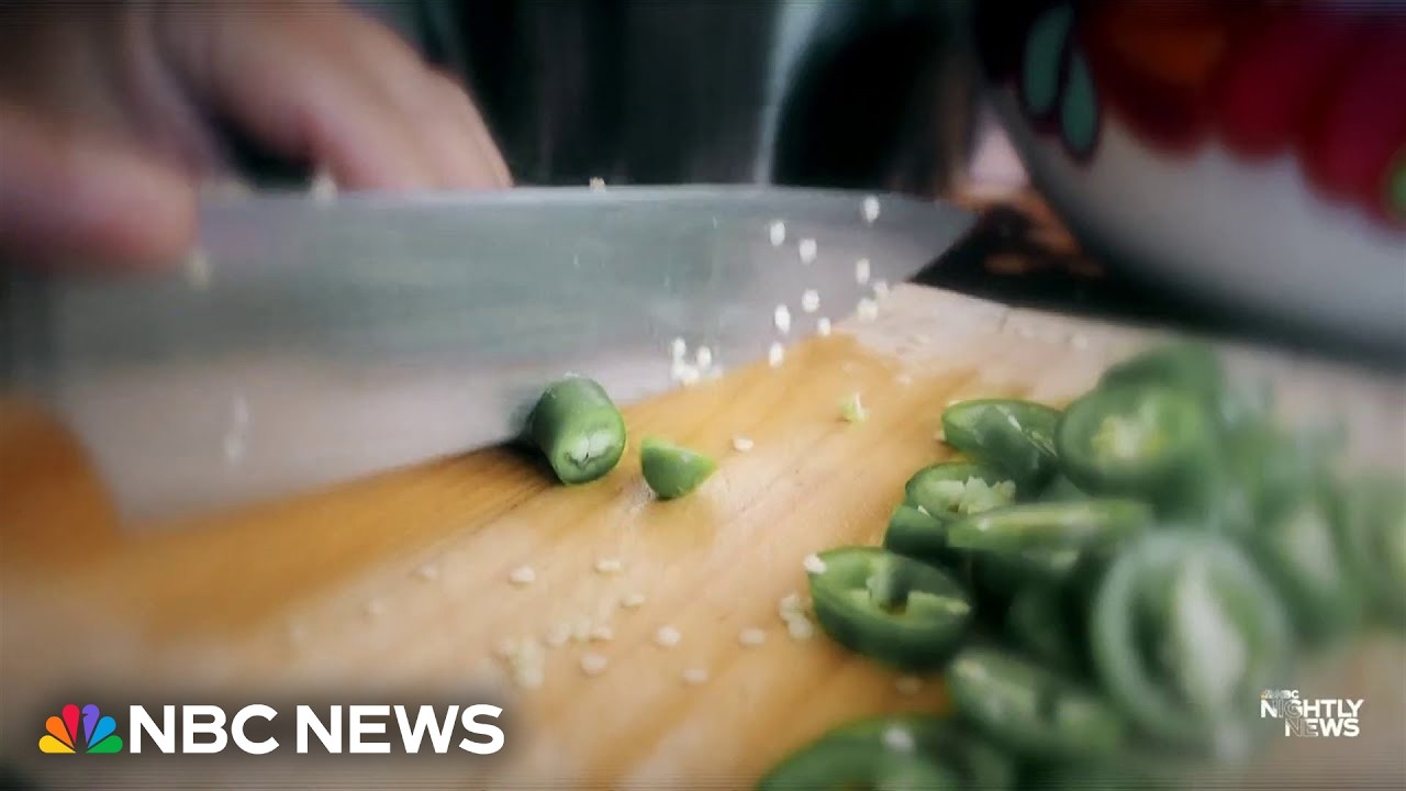 Chipotle removes jalape&ntilde;os over salmonella concerns